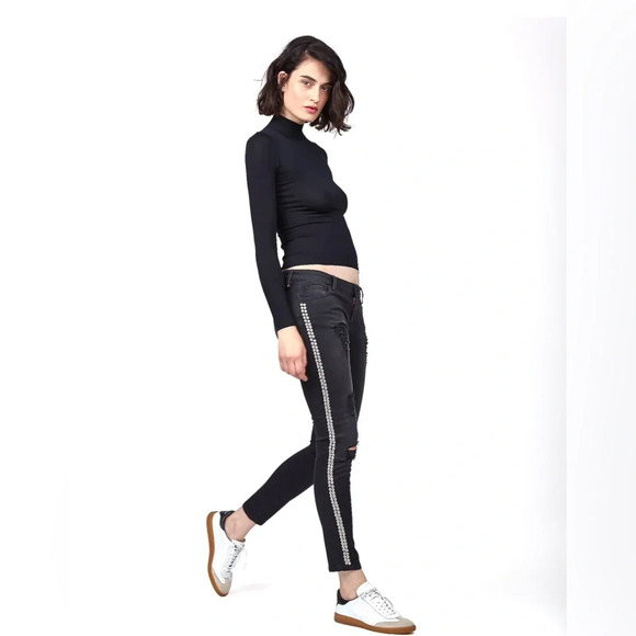 Etienne Marcel Black Wash Distressed Studded Skinny Jeans Size 25 - Picture 2 of 9